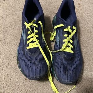Brooks Hyperion Tempo Size 10.5